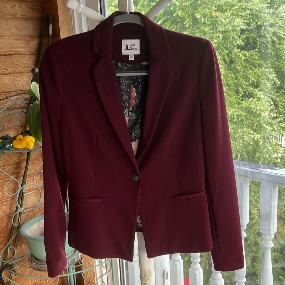 Jules & Leopold Women's Burgundy Blazer